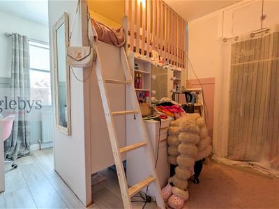 Picture 11